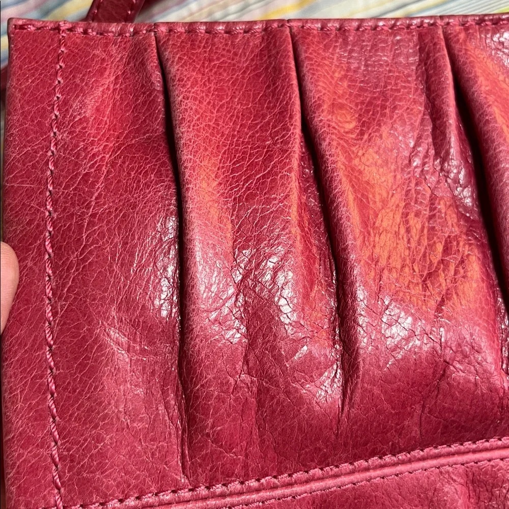 The Sak Pink Pleated Red Leather Shoulder‎ Bag GUC